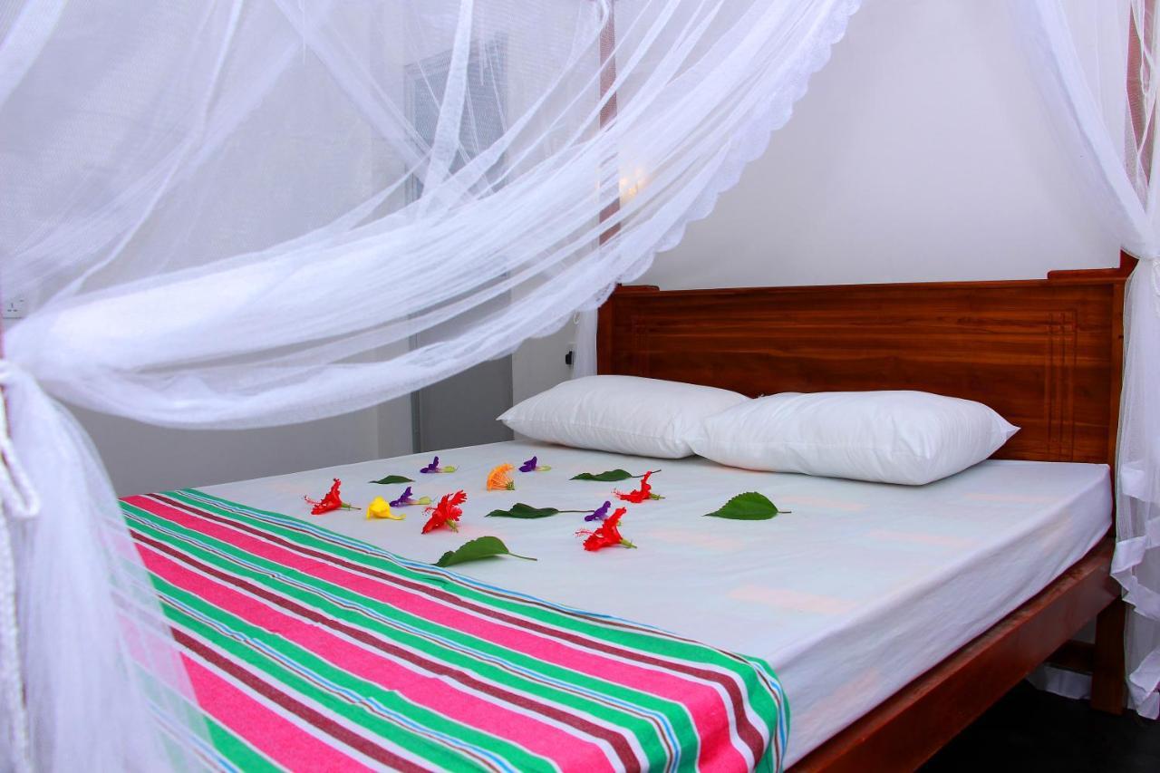 Sasaa Guest House Mirissa Ngoại thất bức ảnh